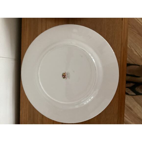 VINTAGE 1962 ROYAL ALBERT "OLD COUNTRY ROSES" BONE CHINA DINNER PLATE - Picture 3 of 5